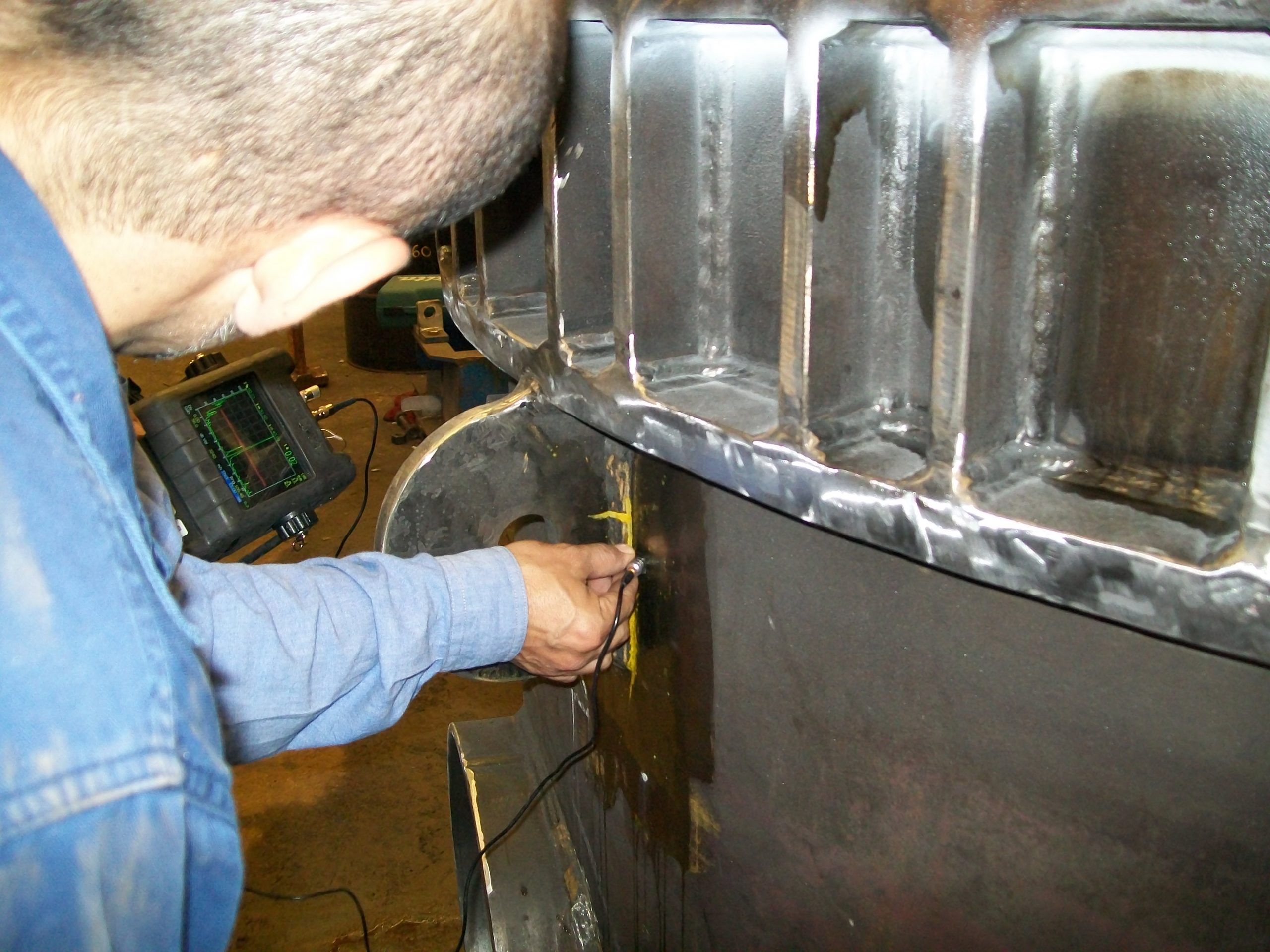 LA2473 - Process Group, UT on Lifting lug (2009-09-04)
