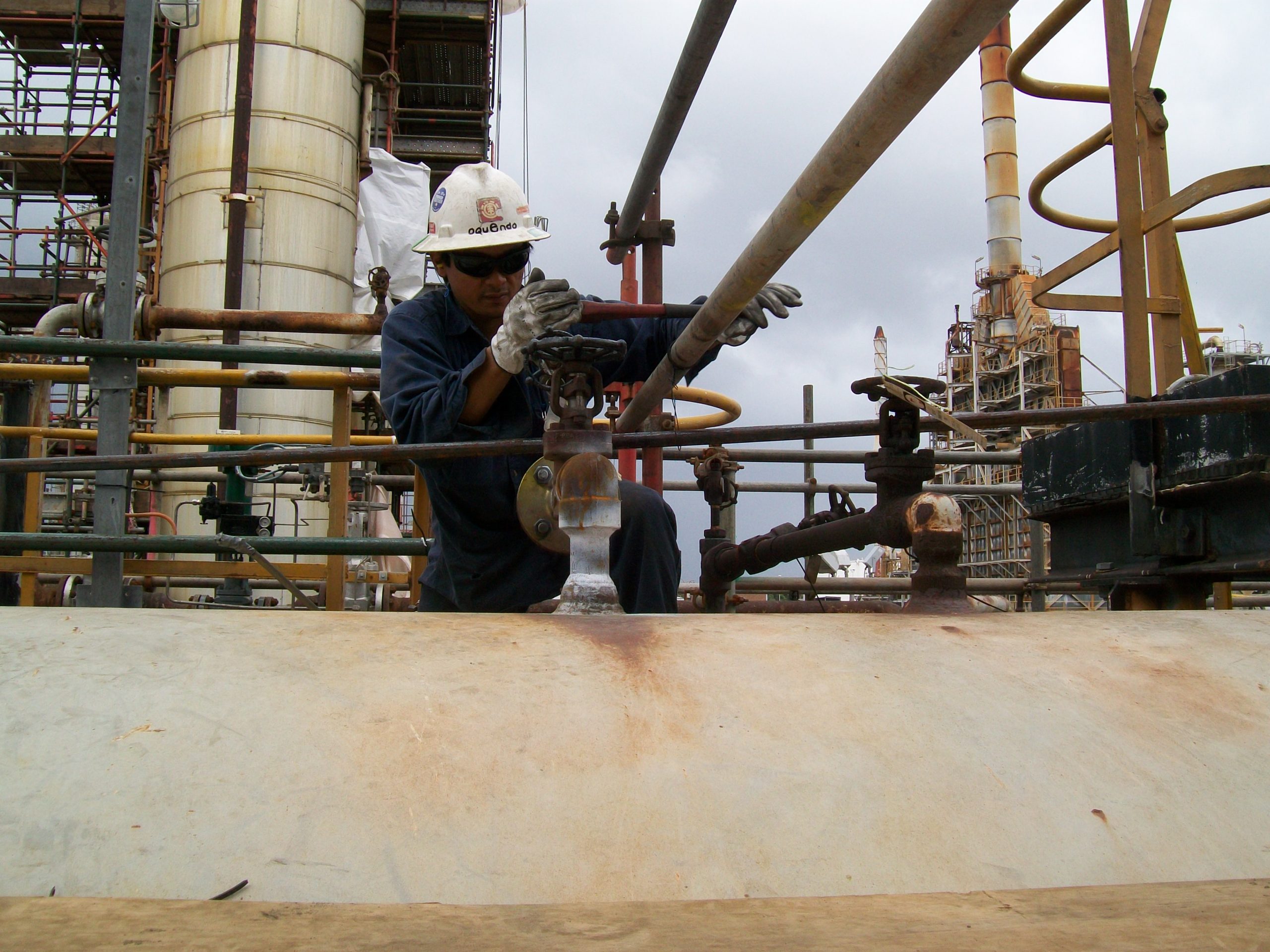 LA2746 - Caltex, Shutdown - 2, Site photo (029, 2011-03-31)